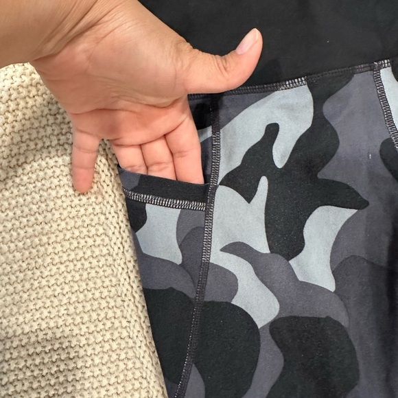 Athleta Black and Gray Jeggings Urban Style - Picture 6 of 7